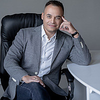 Адвокат Єгор Пашковський, фото